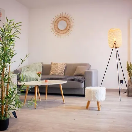 L'escapade - Jacuzzi & Terrasse Apartment